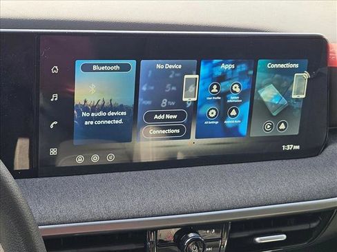 New 2026 Nissan Kicks SV image 14