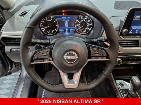 Certified 2025 Nissan Altima 2.5 SR AWD/4WD image 17