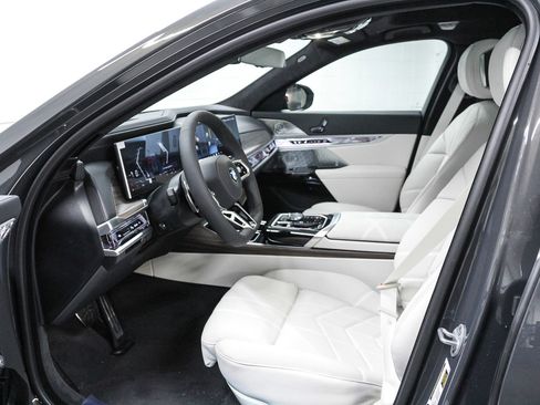 New 2026 BMW 760i xDrive w/ Executive Package AWD/4WD image 19