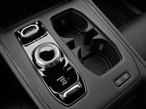 New 2026 Jeep Cherokee Limited AWD/4WD image 39