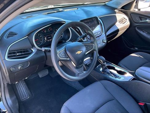 Used 2023 Chevrolet Malibu LT image 17