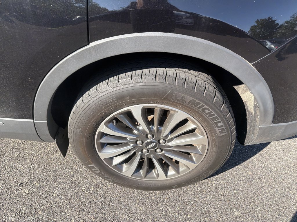 Certified 2023 Lincoln Nautilus Reserve AWD/4WD image 31