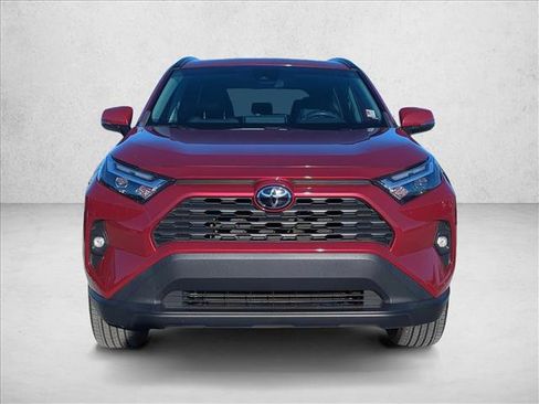 Used 2023 Toyota RAV4 XLE Premium image 2