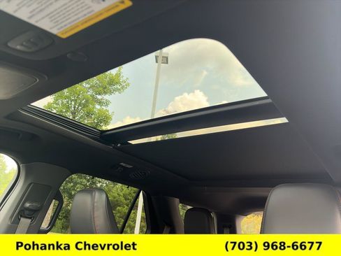 Used 2025 Ford Explorer ST AWD/4WD image 27