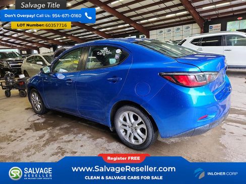 Used 2017 Toyota Yaris iA FWD image 3