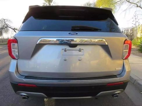 Used 2020 Ford Explorer Limited image 42