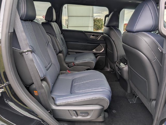 Used 2026 INFINITI QX80 4WD image 9
