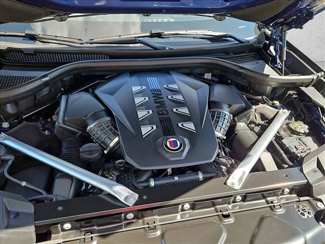 New 2026 BMW ALPINA XB7 AWD/4WD image 17