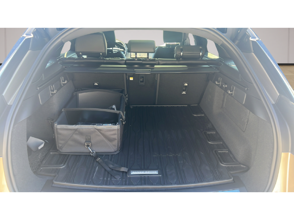 New 2026 Land Rover Range Rover Velar S AWD/4WD image 17