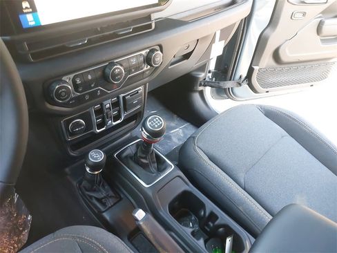New 2025 Jeep Wrangler Sport S image 21