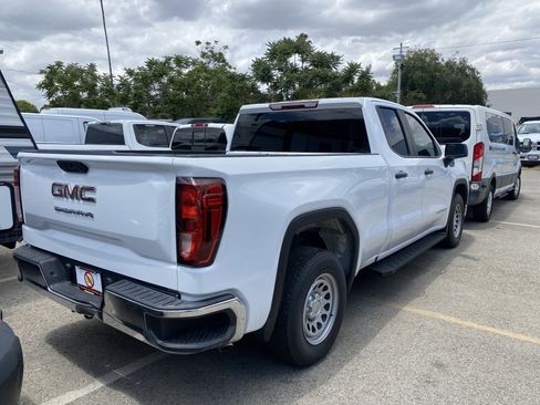 Used 2023 GMC Sierra 1500 Pro w/ Convenience Package RWD image 9