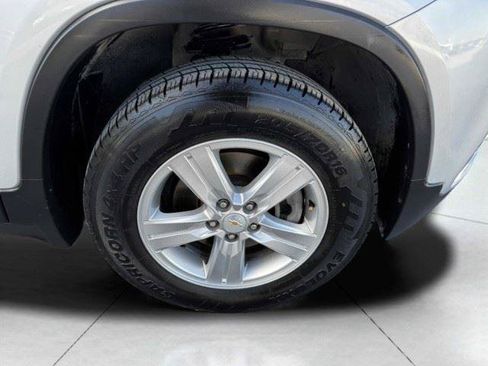 Used 2021 Chevrolet Trax LT w/ Driver Confidence Package AWD/4WD image 58