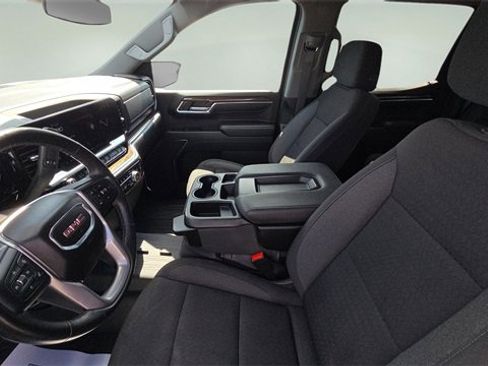 Used 2024 GMC Sierra 1500 Elevation image 31