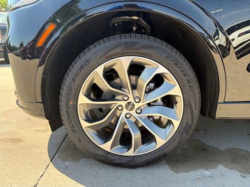 New 2026 Lincoln Aviator AWD w/ Jet Appearance Package image 11