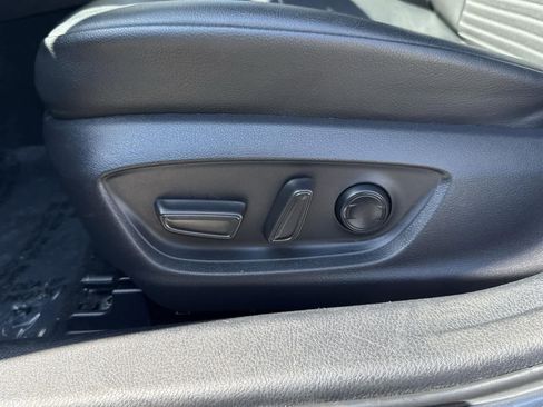 Used 2022 Toyota Camry SE image 21