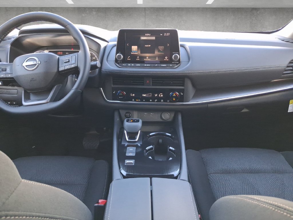 New 2026 Nissan Rogue SV FWD image 4