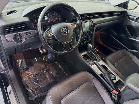 Used 2020 Volkswagen Passat 2.0T R-Line FWD image 23