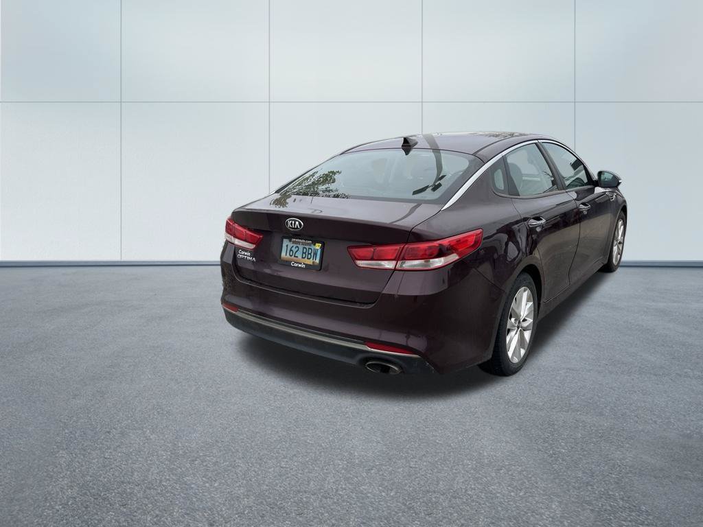 Used 2017 Kia Optima LX FWD image 11