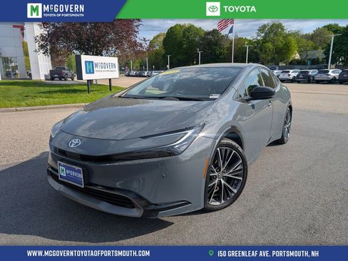 Used 2024 Toyota Prius XLE AWD/4WD image 1