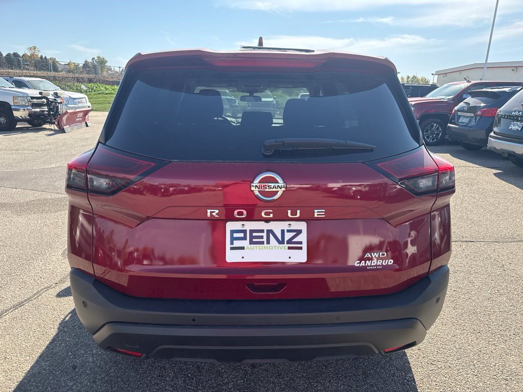 Used 2021 Nissan Rogue S AWD/4WD image 6