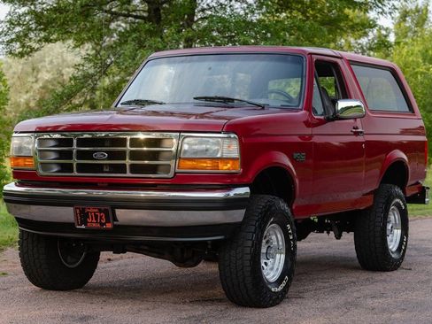 Used 1994 Ford Bronco XLT image 45