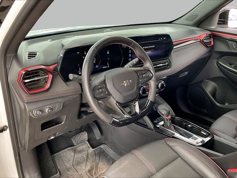 Used 2024 Chevrolet TrailBlazer RS w/ Driver Confidence Package FWD image 15