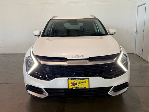 Used 2023 Kia Sportage EX AWD/4WD image 4