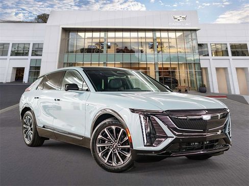 Used 2025 Cadillac Lyriq Sport image 1