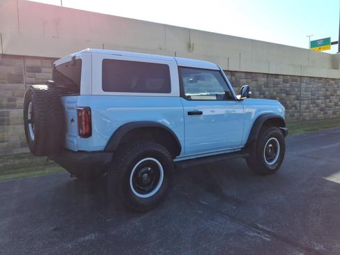 Used 2024 Ford Bronco Heritage Edition AWD/4WD image 10
