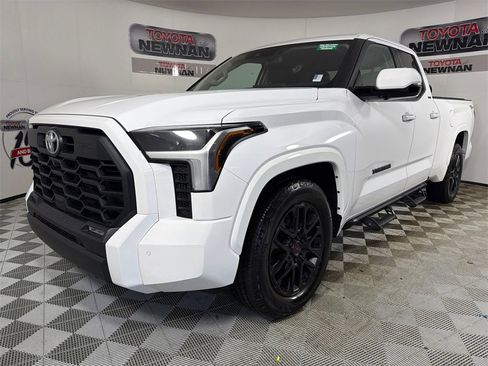 Used 2022 Toyota Tundra SR5 image 7