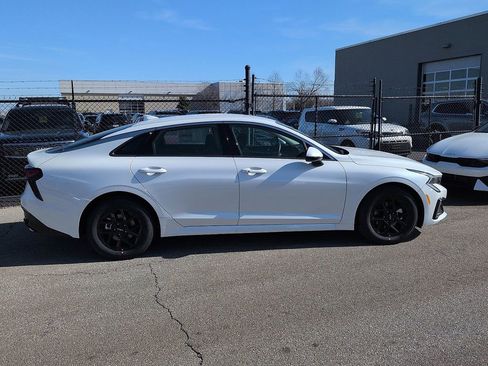 New 2026 Kia K5 LXS FWD image 2