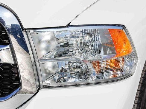 Certified 2024 RAM 1500 Classic SLT image 5