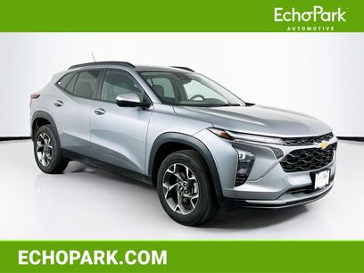 Used 2025 Chevrolet Trax LT