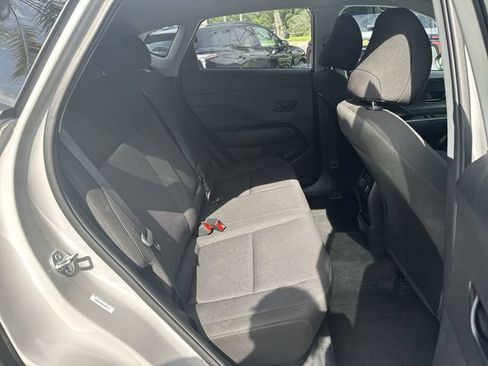 Used 2025 Hyundai Kona SEL FWD image 27