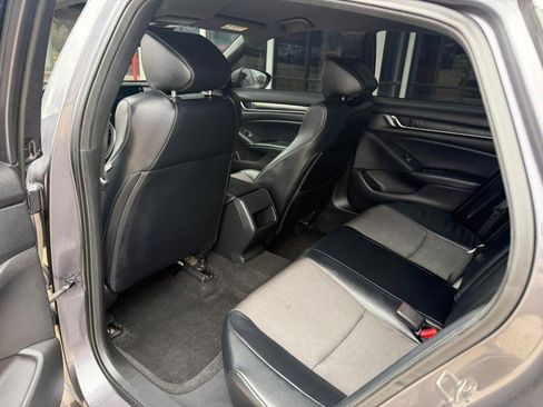 Used 2018 Honda Accord Sport image 20