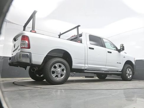 Used 2024 RAM 2500 Big Horn AWD/4WD image 46