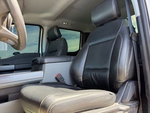 Used 2024 Ford F250 XLT w/ Black Appearance Package AWD/4WD image 15