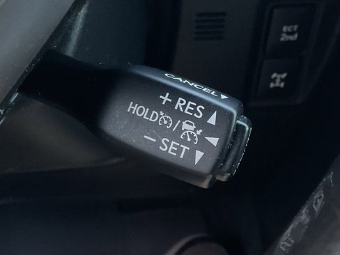 Used 2020 Lexus GX 460 Premium image 28