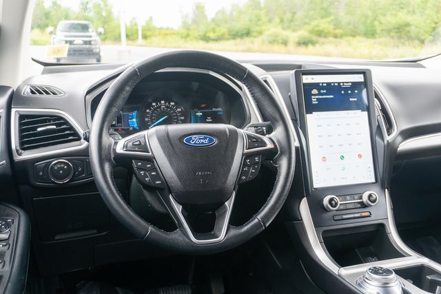 Certified 2022 Ford Edge SEL AWD/4WD image 13
