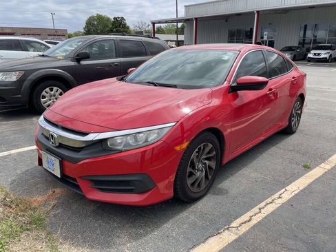 Used 2017 Honda Civic EX image 3