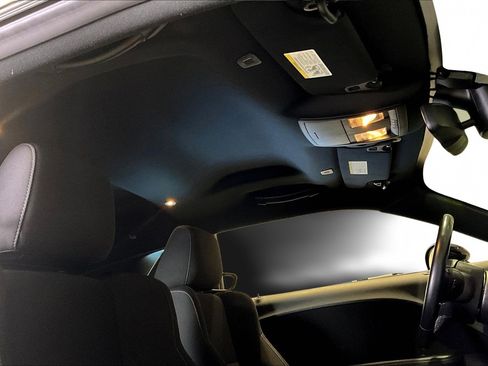 Used 2023 Dodge Challenger GT image 24