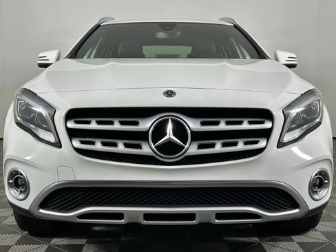Used 2020 Mercedes-Benz GLA 250 w/ Premium Package image 21