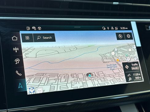 New 2025 Audi RS Q8 performance image 16