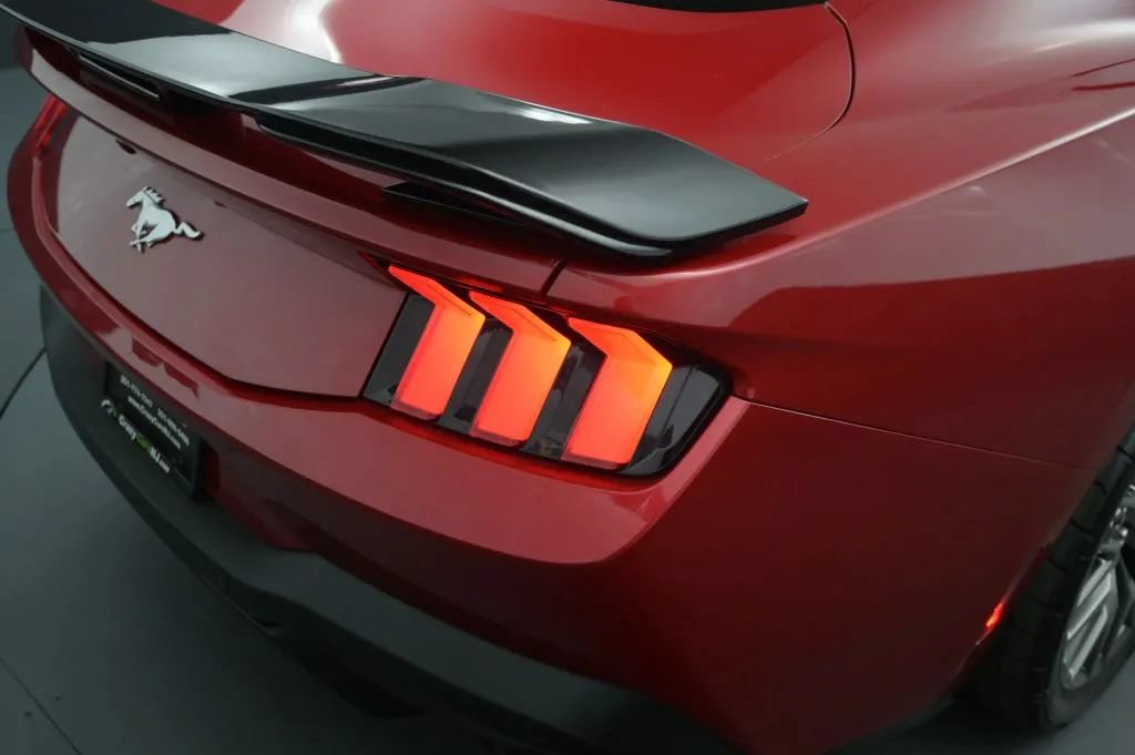 Used 2024 Ford Mustang Premium RWD image 18