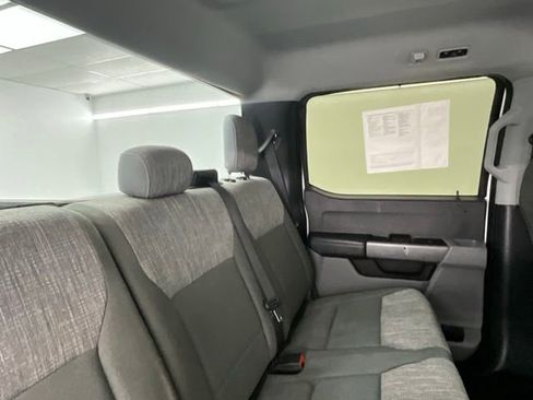 Used 2023 Ford F250 XLT AWD/4WD image 13
