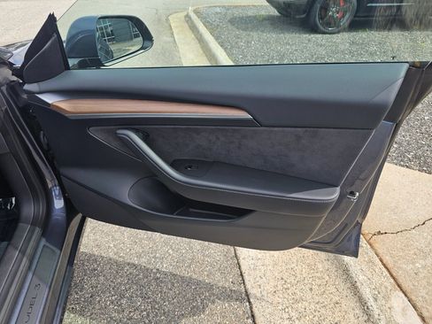 Used 2023 Tesla Model 3 Standard Range RWD image 28