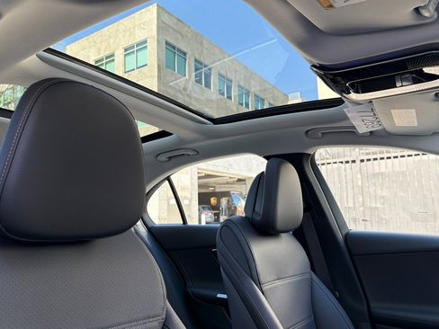 New 2026 Mercedes-Benz C 300 Sedan image 15