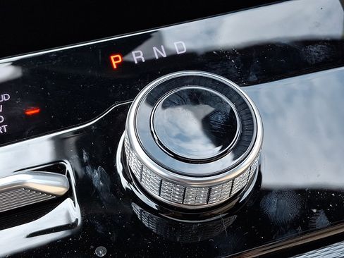 New 2026 Jeep Grand Cherokee L Limited image 11