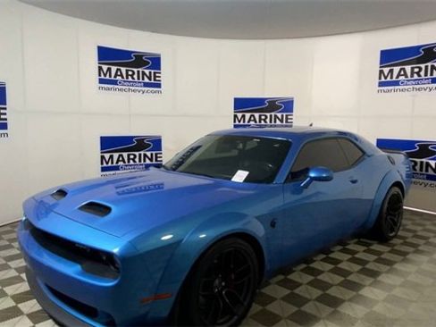 Used 2019 Dodge Challenger SRT Hellcat Redeye image 6