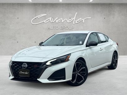 Used 2023 Nissan Altima 2.5 SR